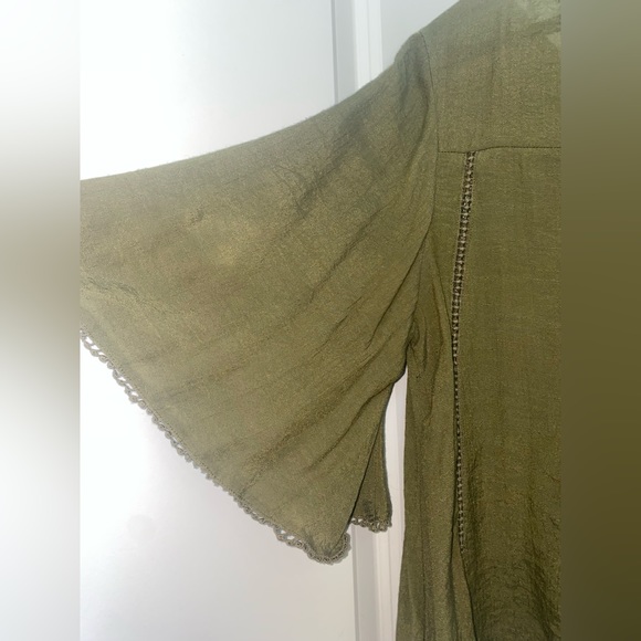 Lightweight linen summer top - Picture 6 of 6